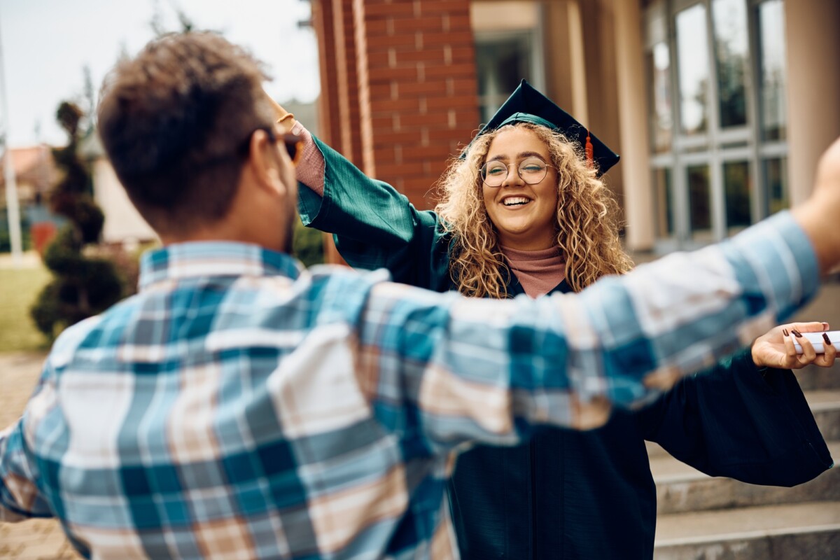 Associate degree online college in 12 months